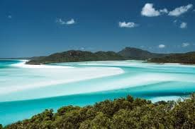 Whitsundays Holiday Deals: Affordable Tropical Escapes in Australia