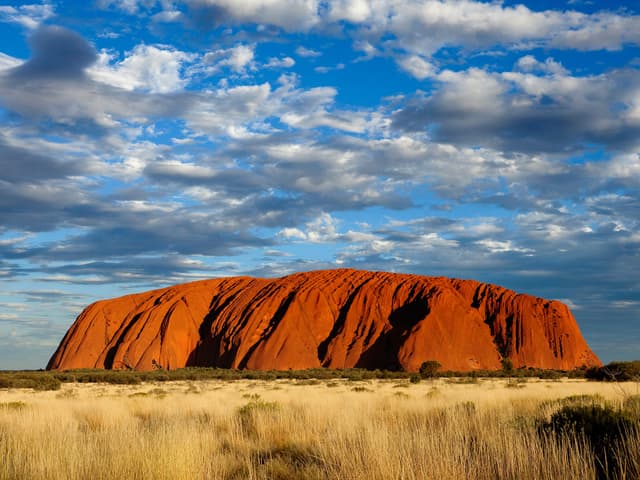 Uluru Tour Deals 2026 – Explore the Red Centre
